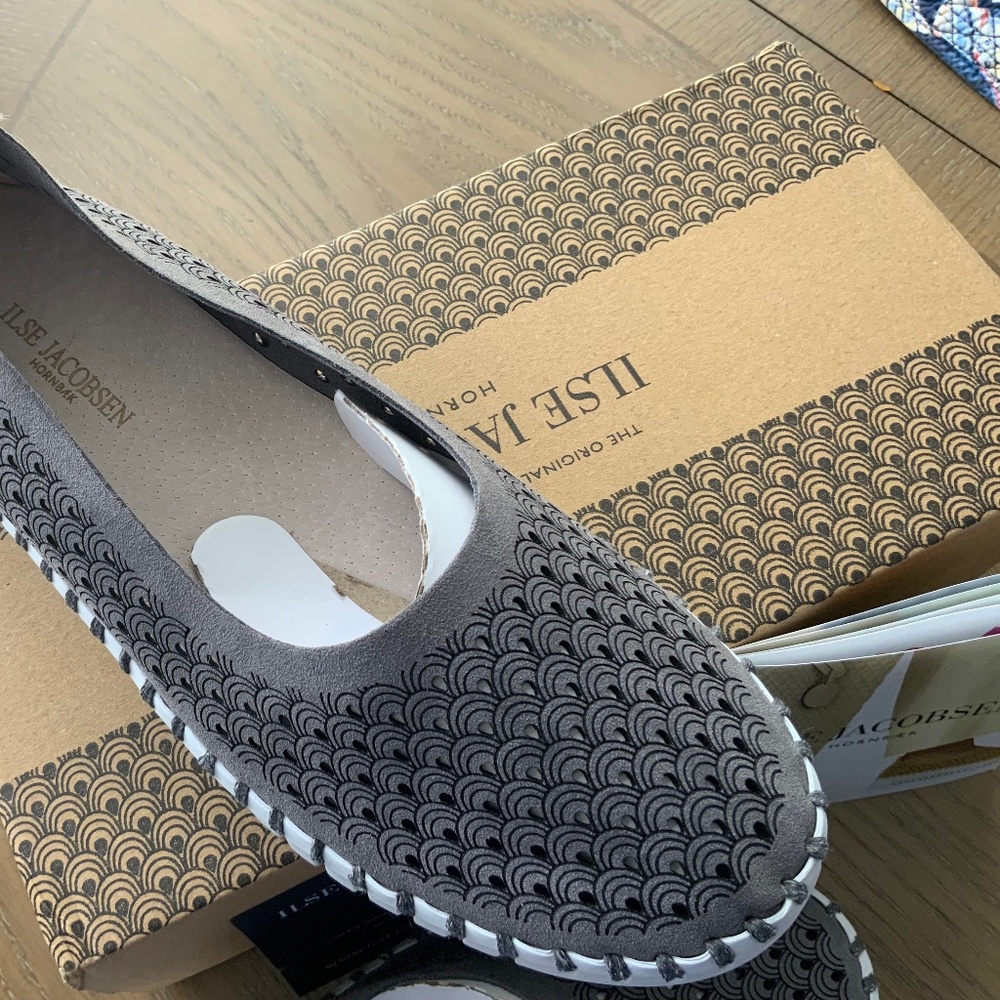 Brand New Ilse Jacobsen Ballet Tulip Slip On Shoes- Smoked Pearl